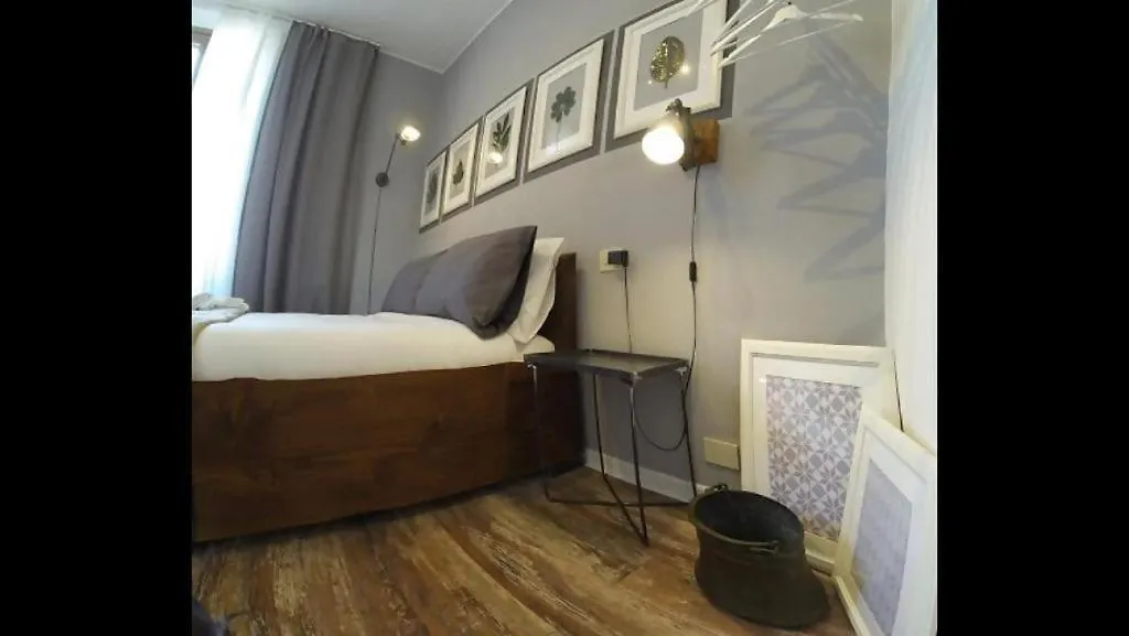 Natale Del Grande Stylish Apartment Roma